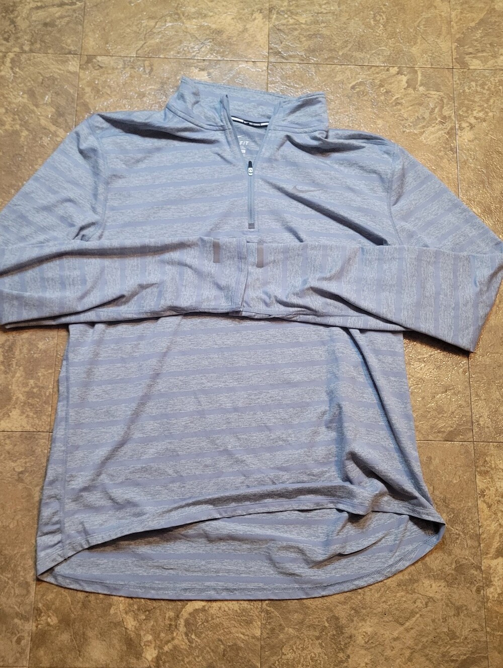 Nike Element Stripe 1/2 Zip Shirt Mens XL Gray Long Sleeve Pullover